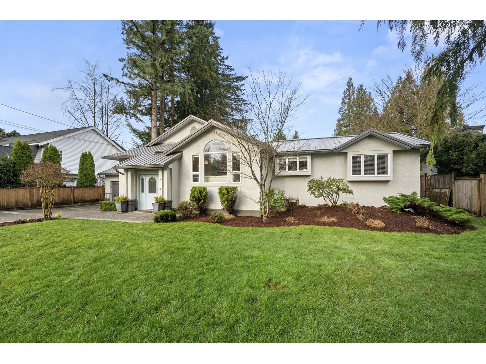Property at 8995 TRATTLE STREET image 2