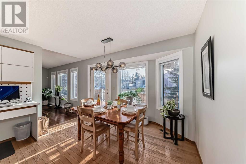 11 Hawkmount Heights Nw, Calgary, Alberta  T3G 3S4 - Photo 9 - A2215959