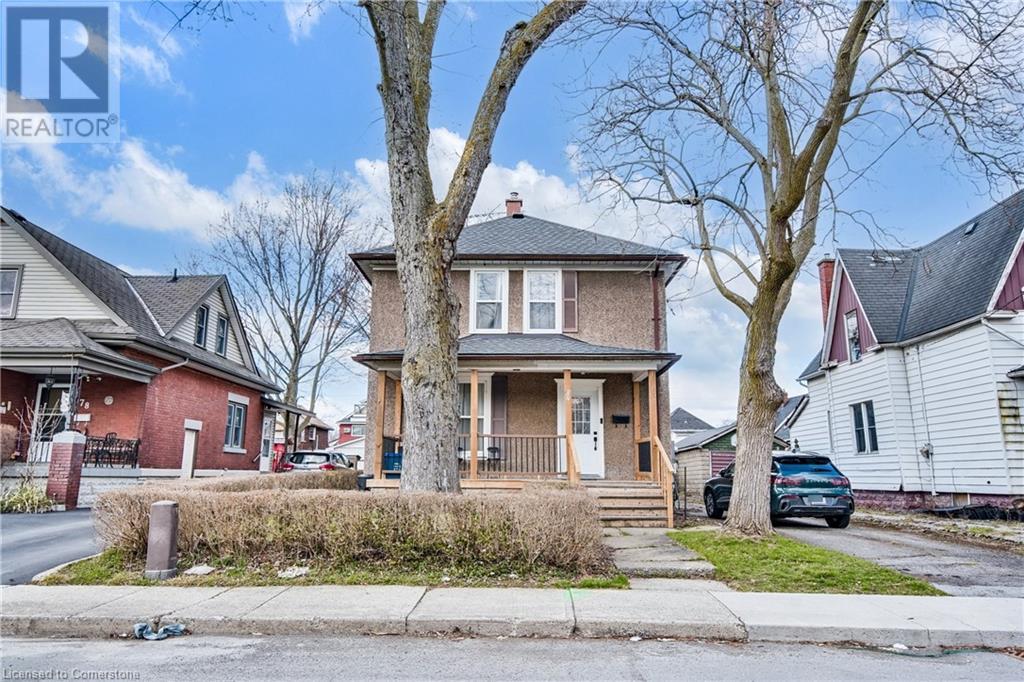 84 State Street, Welland, Ontario  L3B 4K5 - Photo 1 - 40723506