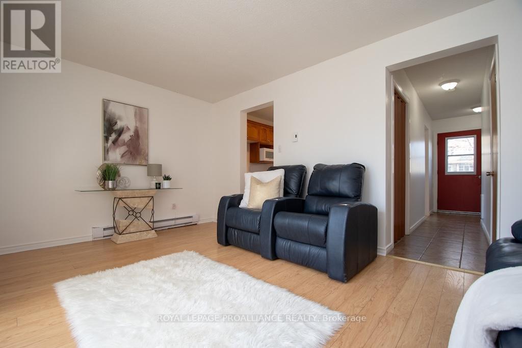 1635 Applewood Crescent, Peterborough West, Ontario K9K 1N3 - Photo 7 - X12116800