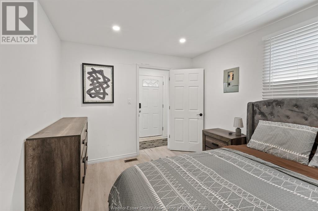 Property at 1655 FORD BOULEVARD image 5