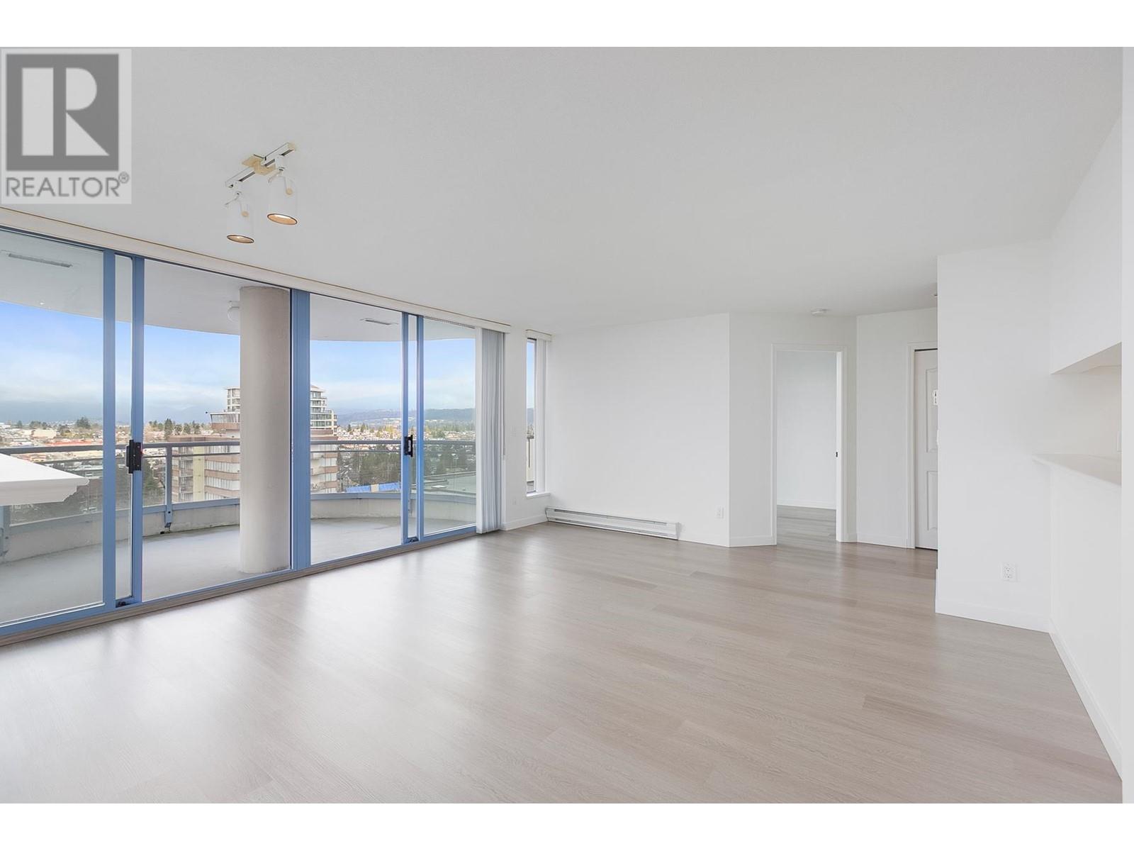 1601 719 Princess Street, New Westminster, British Columbia  V3M 6T9 - Photo 2 - R2996823