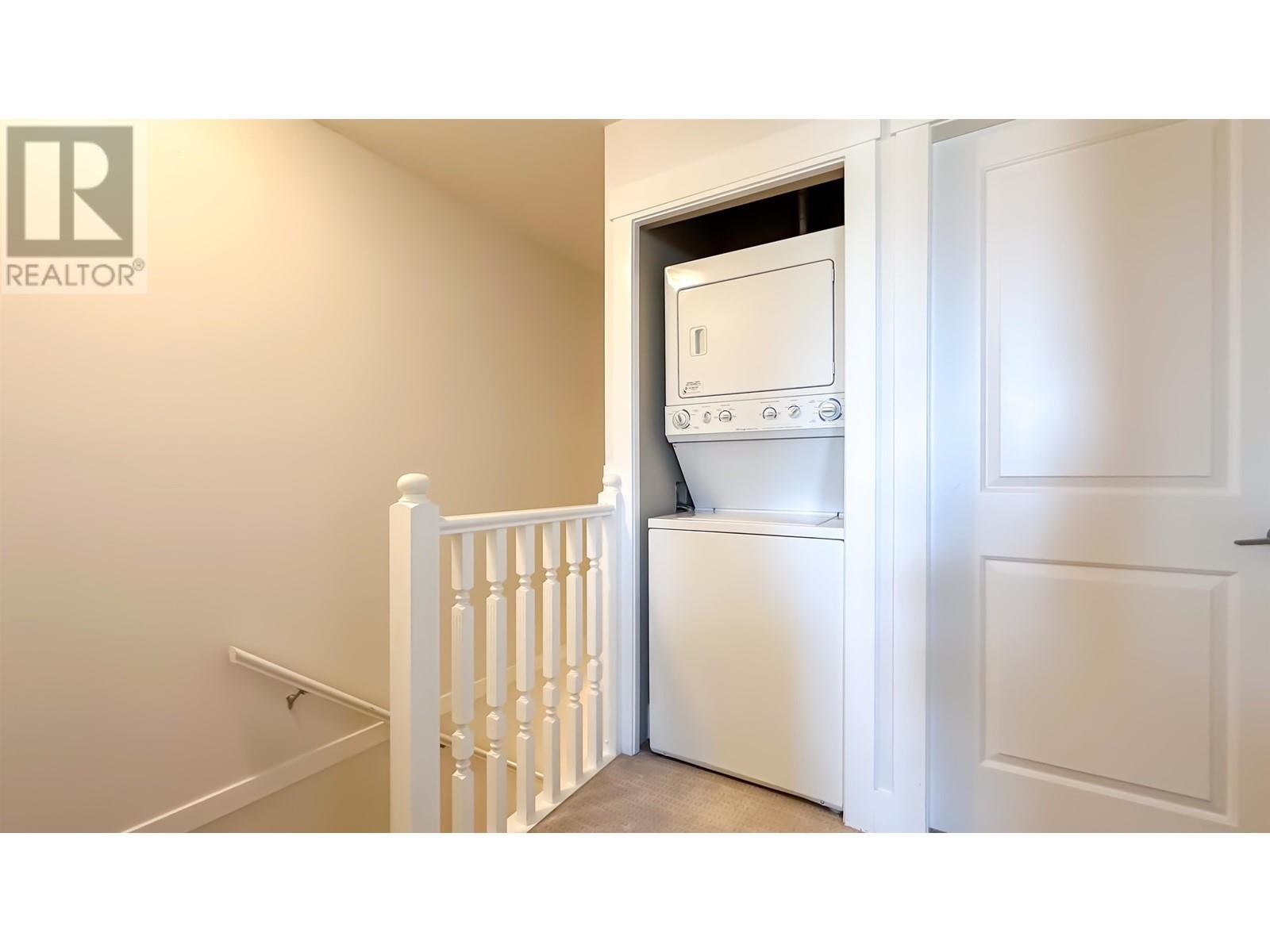 205 7908 Graham Avenue, Burnaby, British Columbia  V3N 1V9 - Photo 14 - R2996831