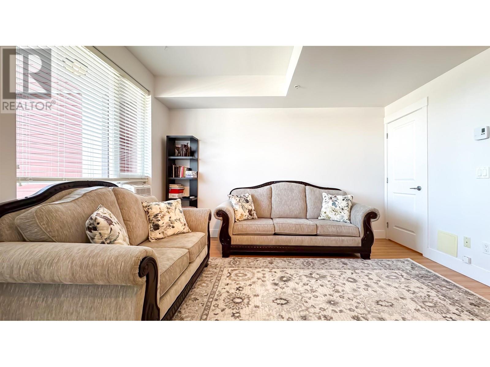 205 7908 Graham Avenue, Burnaby, British Columbia  V3N 1V9 - Photo 16 - R2996831