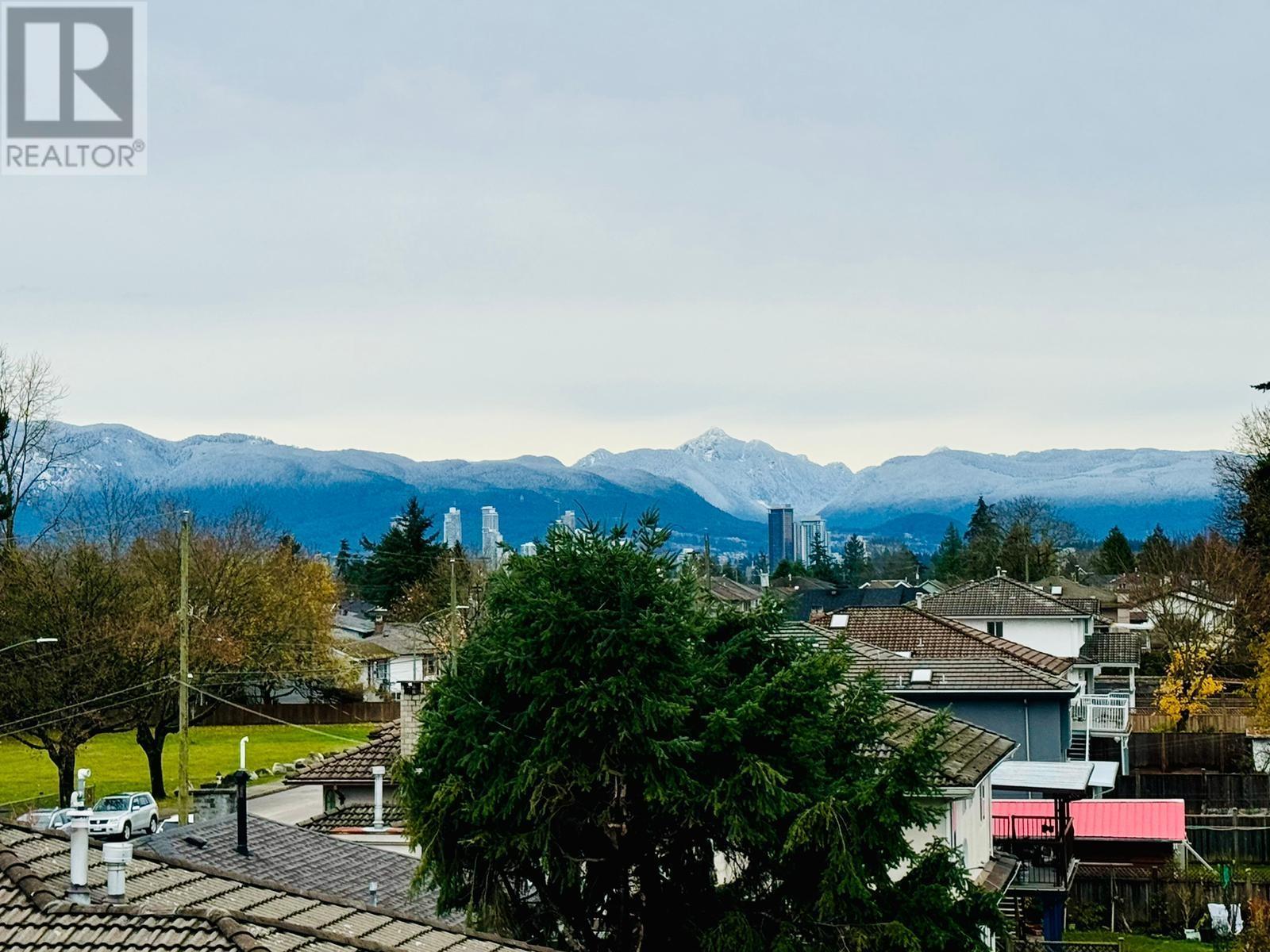 205 7908 Graham Avenue, Burnaby, British Columbia  V3N 1V9 - Photo 23 - R2996831