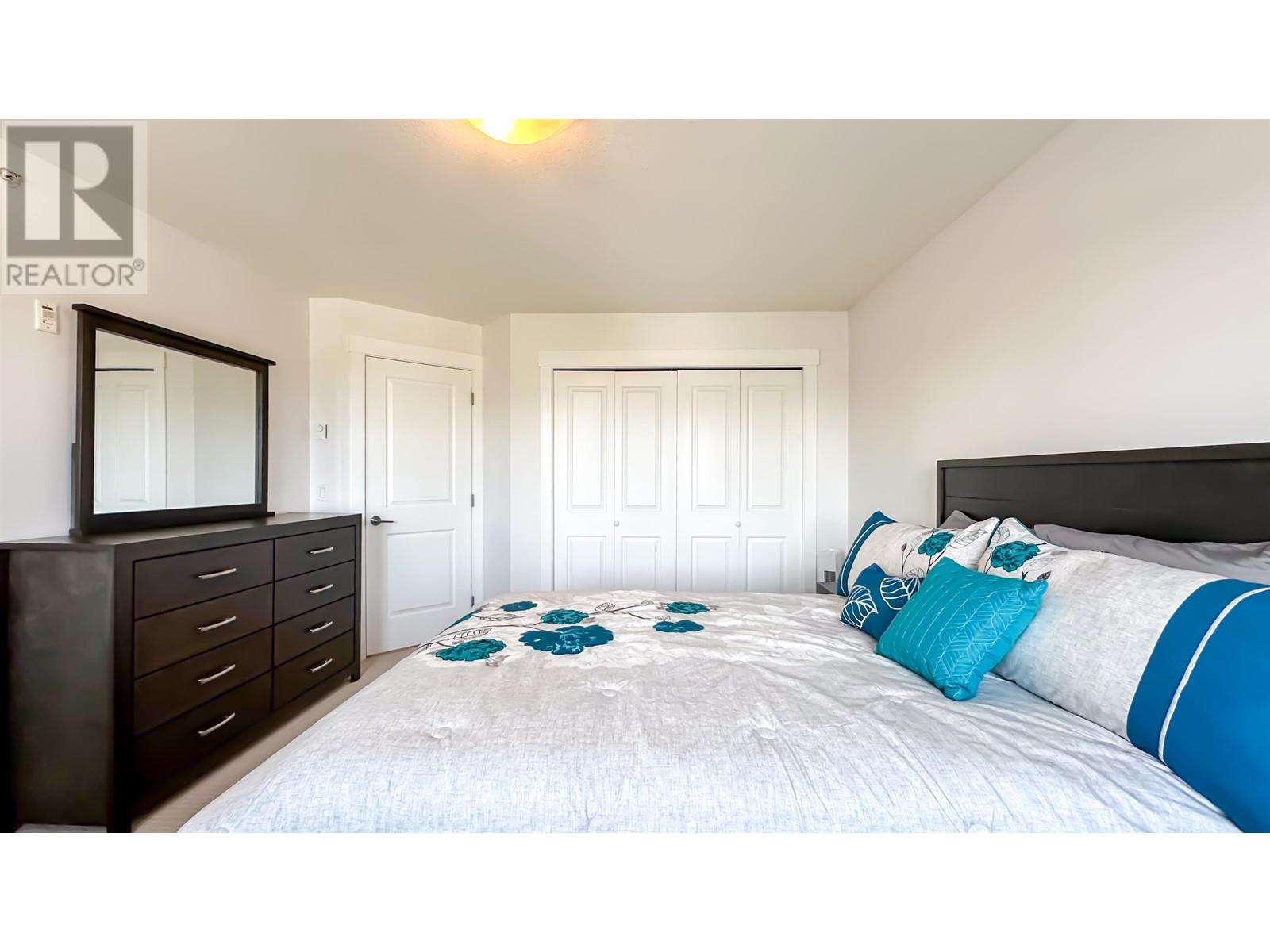 205 7908 Graham Avenue, Burnaby, British Columbia  V3N 1V9 - Photo 9 - R2996831