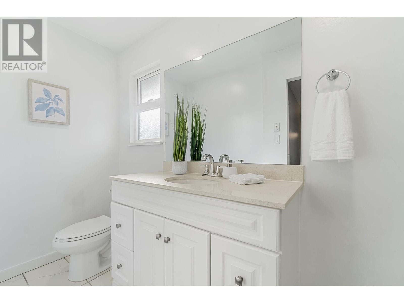 9152 Klenner Drive, Burnaby, British Columbia  V3N 4E8 - Photo 25 - R2996789
