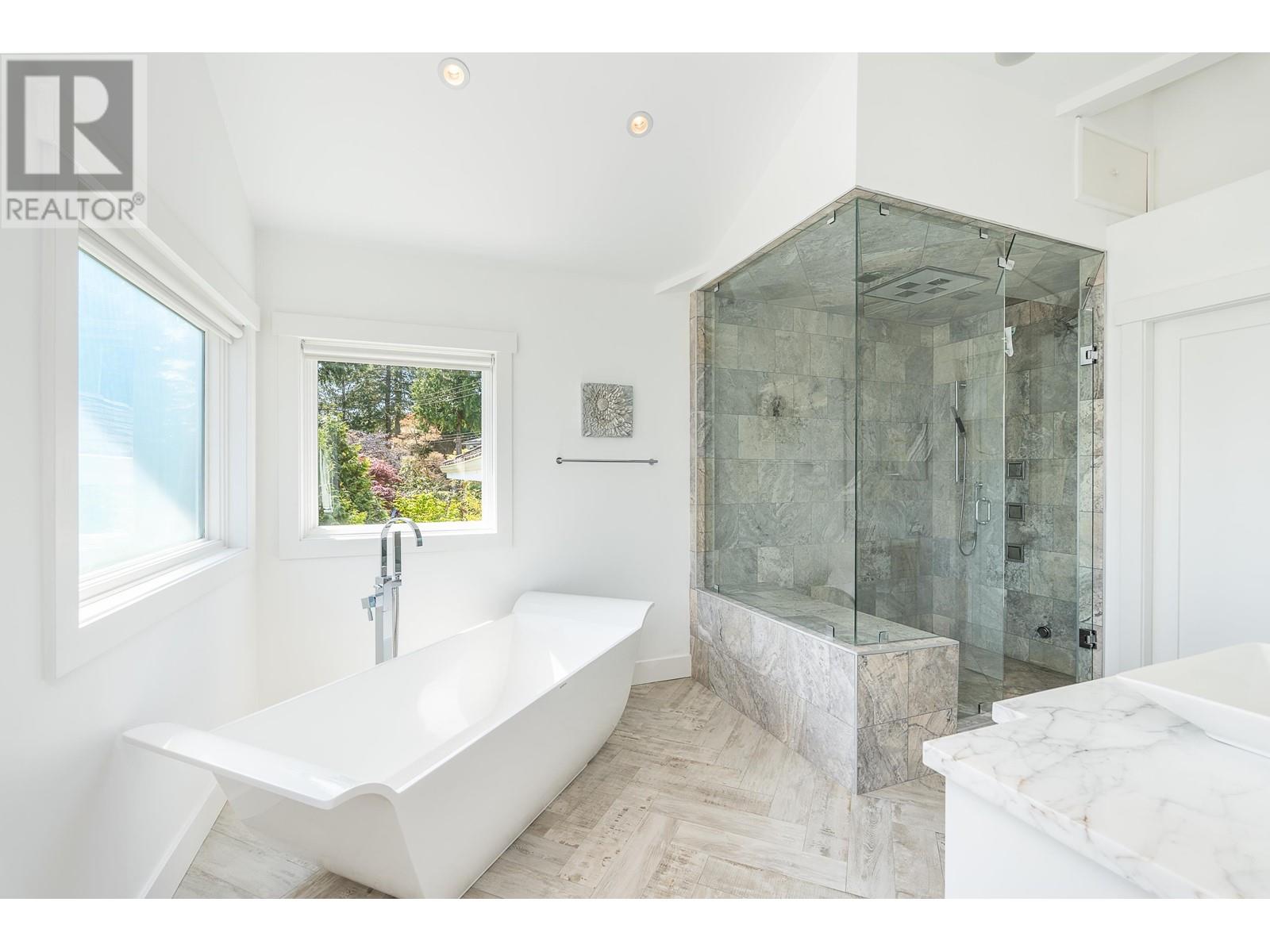 4710 Piccadilly South, West Vancouver, British Columbia  V7W 1E4 - Photo 13 - R2996791