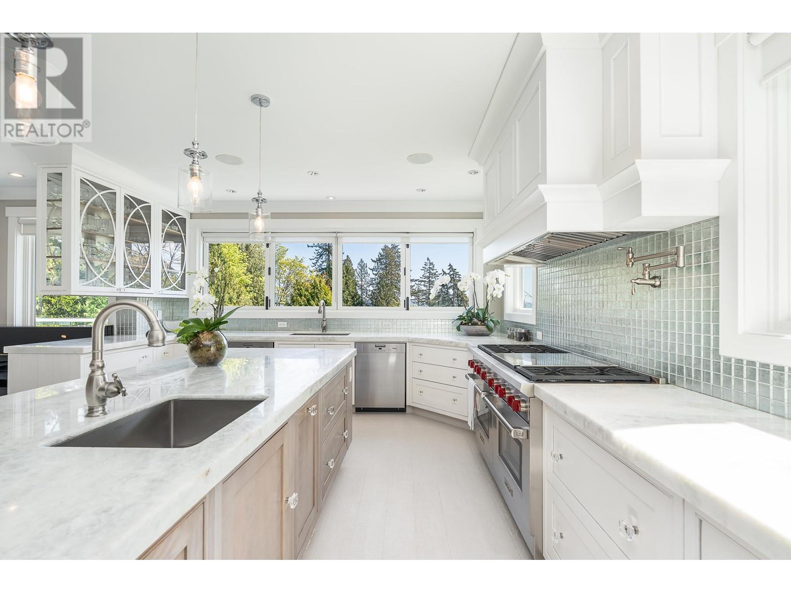 4710 Piccadilly South, West Vancouver, British Columbia  V7W 1E4 - Photo 8 - R2996791