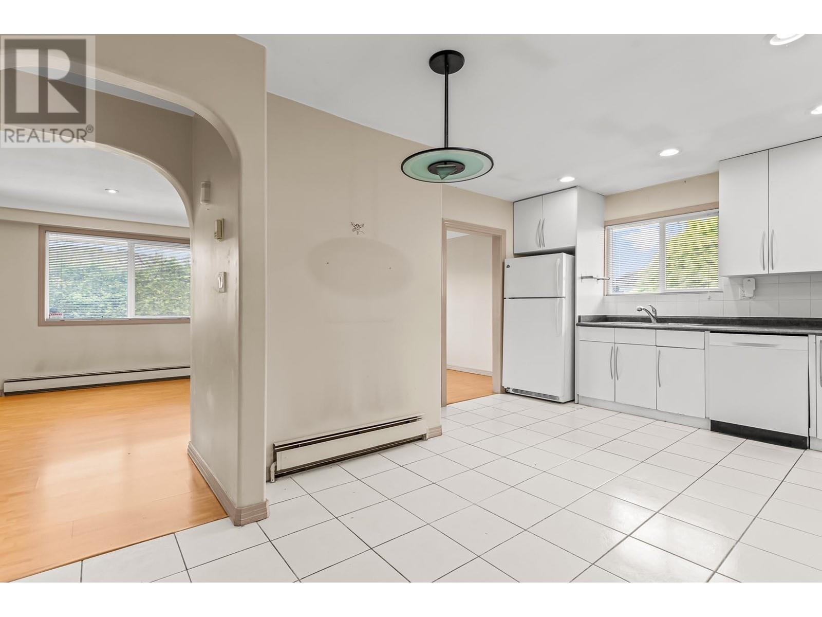 7440 Belair Drive, Richmond, British Columbia  V7A 1B6 - Photo 6 - R2996798