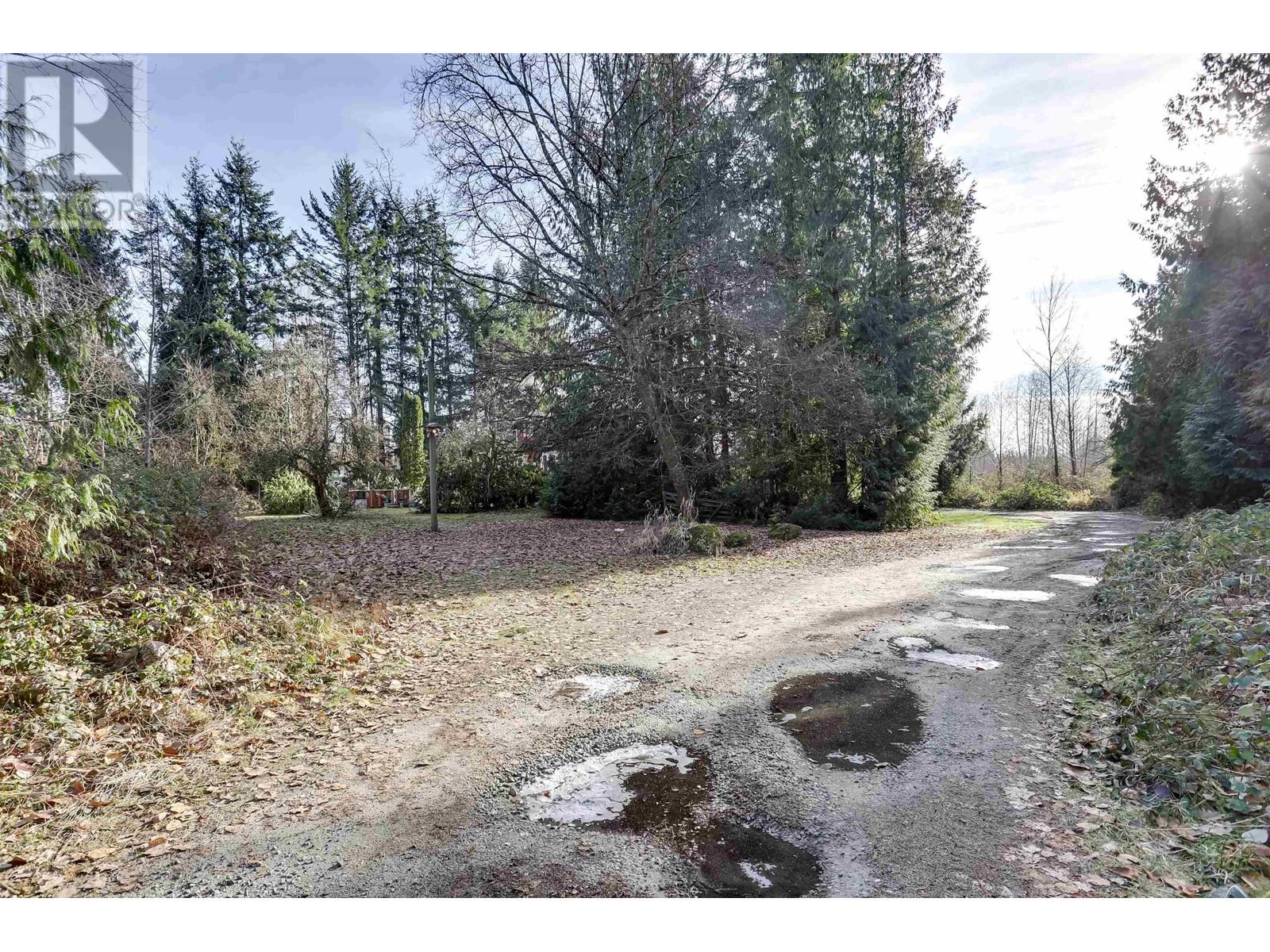 24216 Dewdney Trunk Road, Maple Ridge, British Columbia  V4R 1W6 - Photo 11 - R2996816