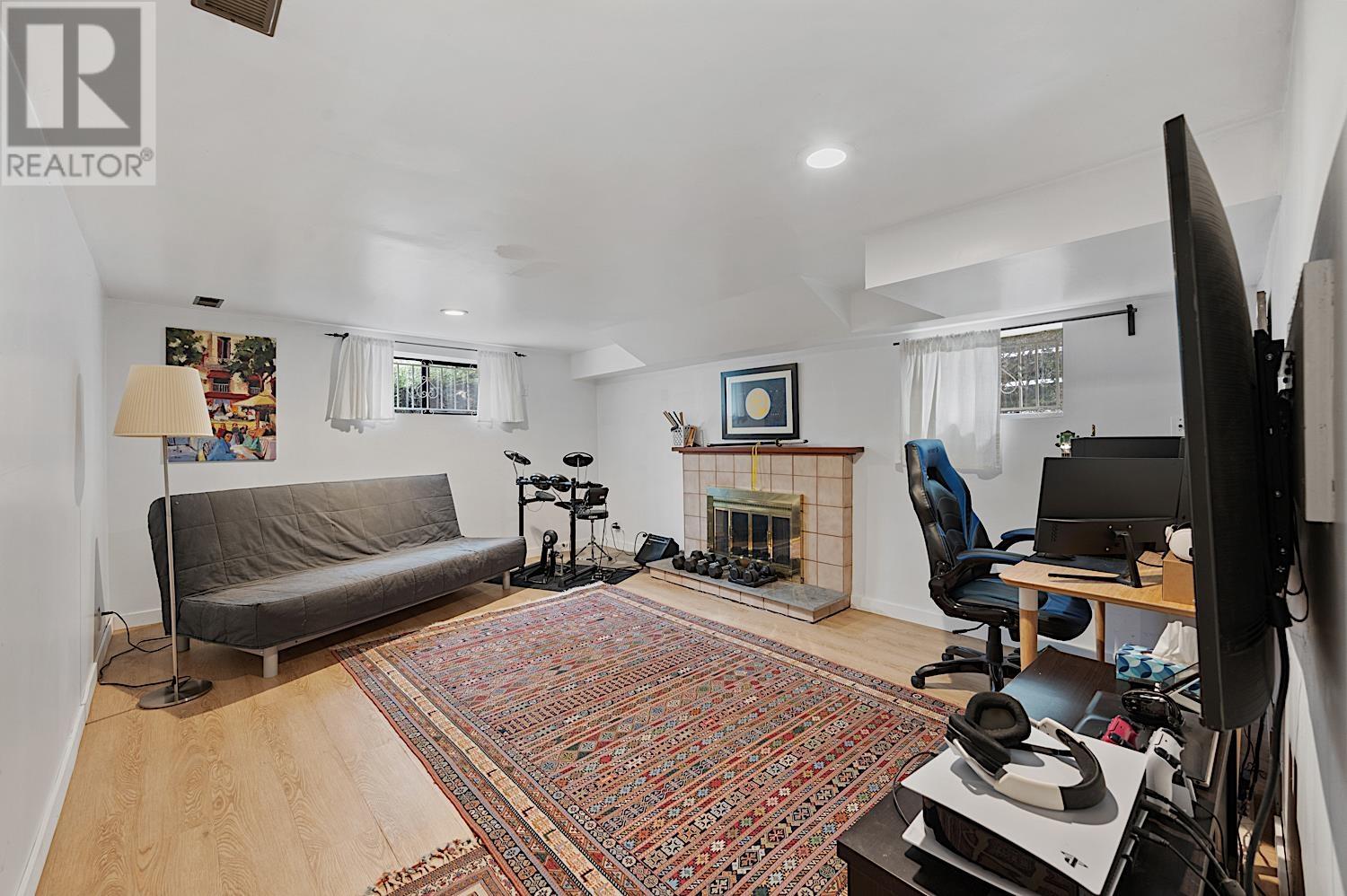 2520 E 8th Avenue, Vancouver, British Columbia  V5M 1W2 - Photo 19 - R2996837