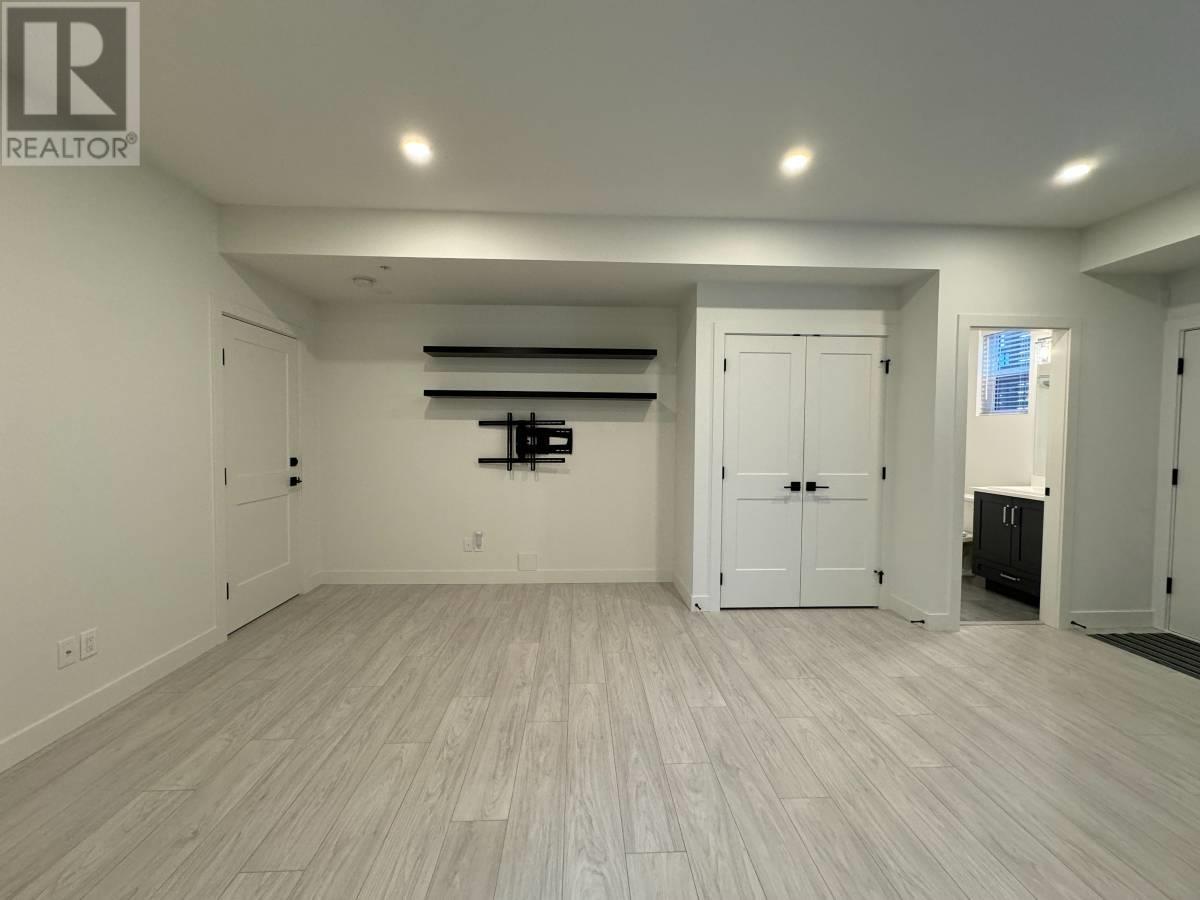 Suite 21354 140b Ave, Maple Ridge, British Columbia  V4R 0G9 - Photo 3 - R2996839