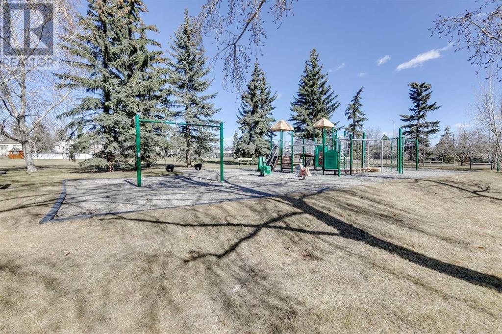 44 Scenic Cove Circle Nw, Calgary, Alberta  T3L 1N1 - Photo 24 - A2208820