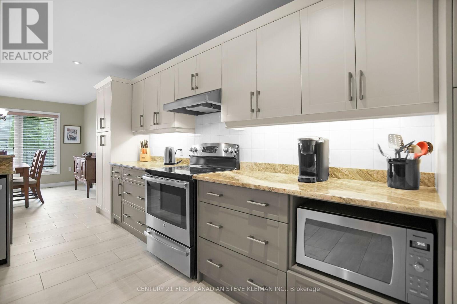 388 Plane Tree Drive, London North, Ontario  N6G 5J4 - Photo 19 - X12114666