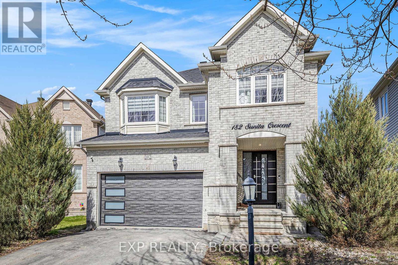 182 Sunita Crescent, Ottawa, Ontario  K2J 5S8 - Photo 2 - X12093733