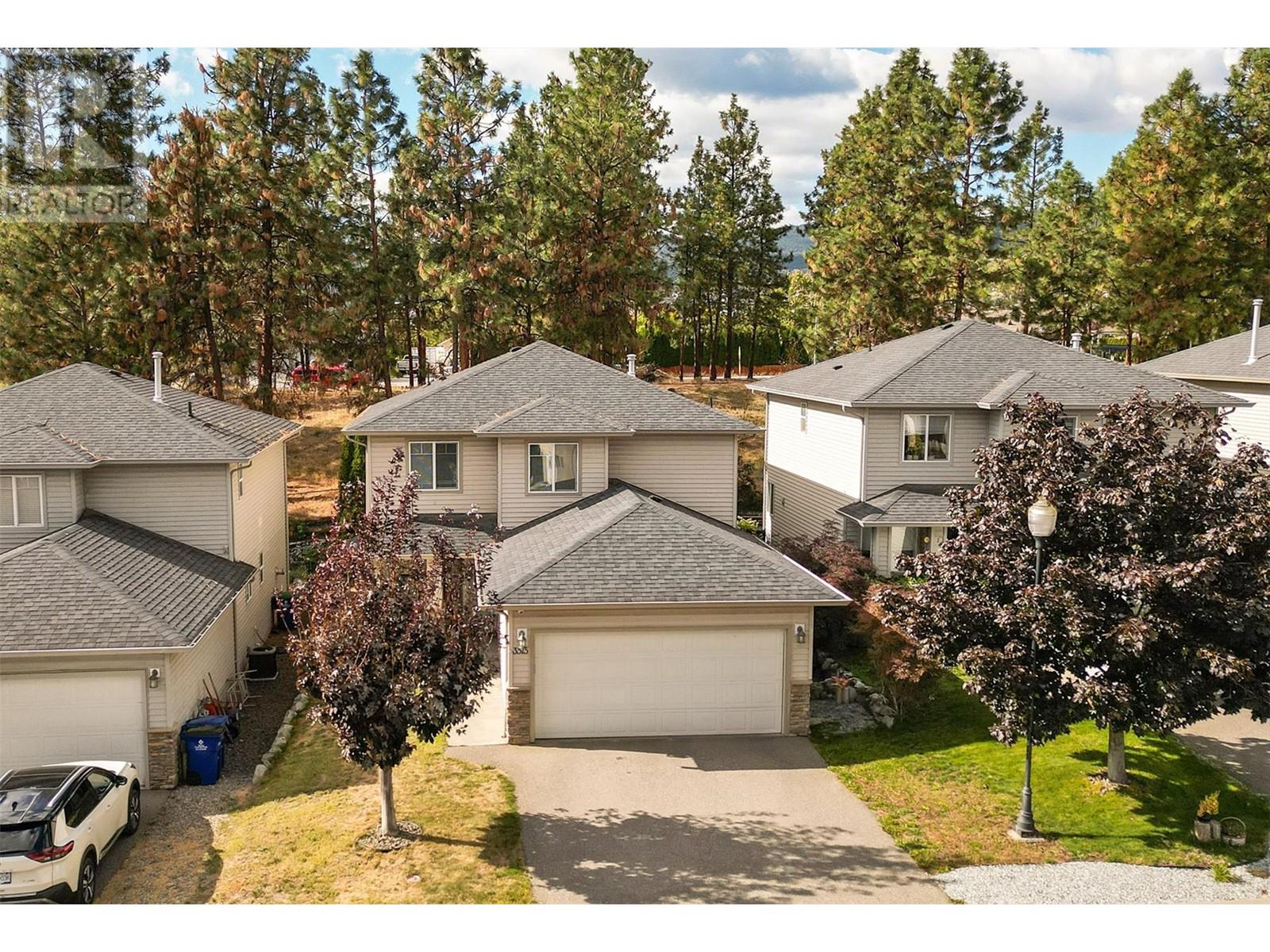 Property at 3515 Creekview Crescent image 2