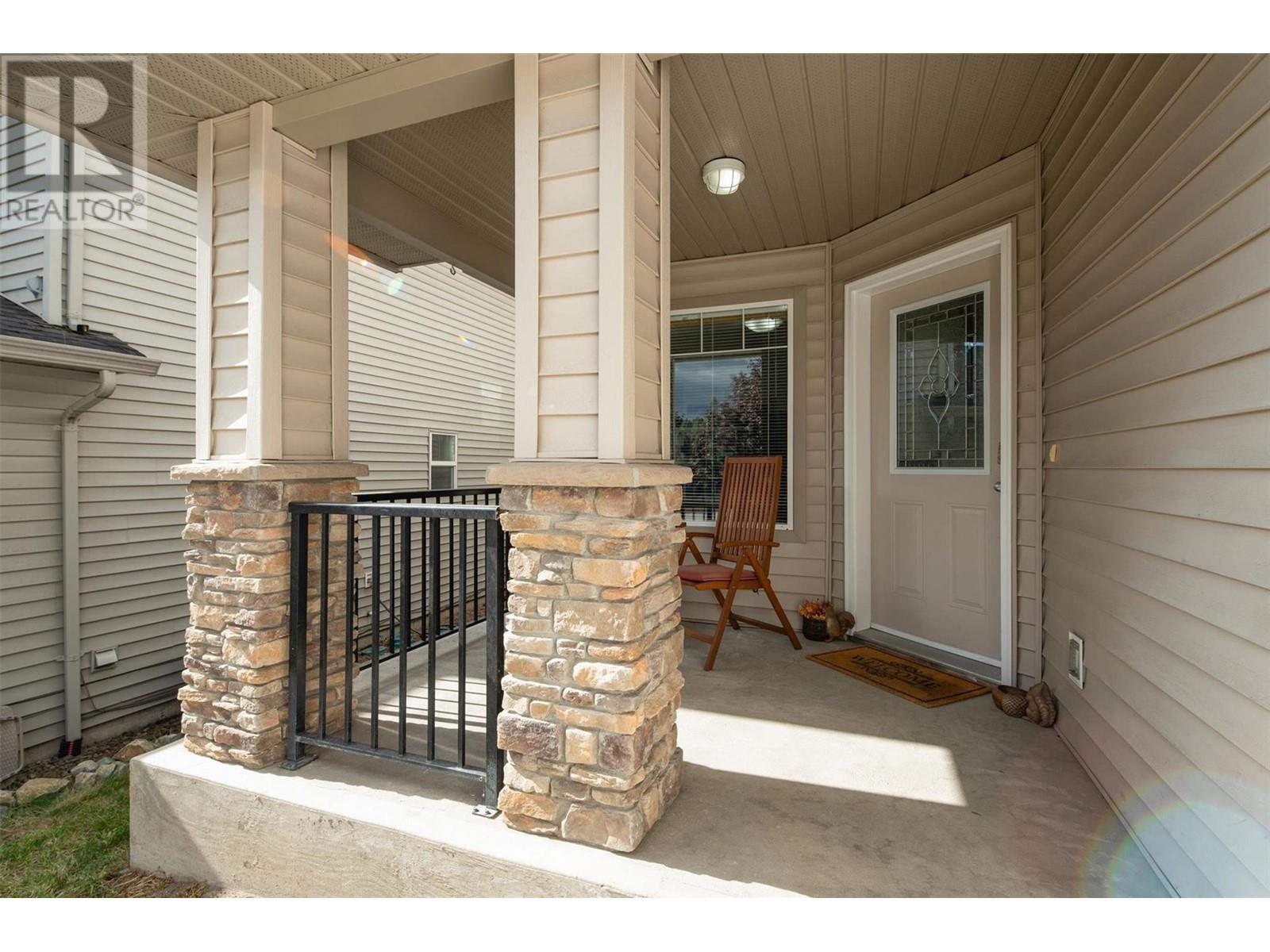 Property at 3515 Creekview Crescent image 5