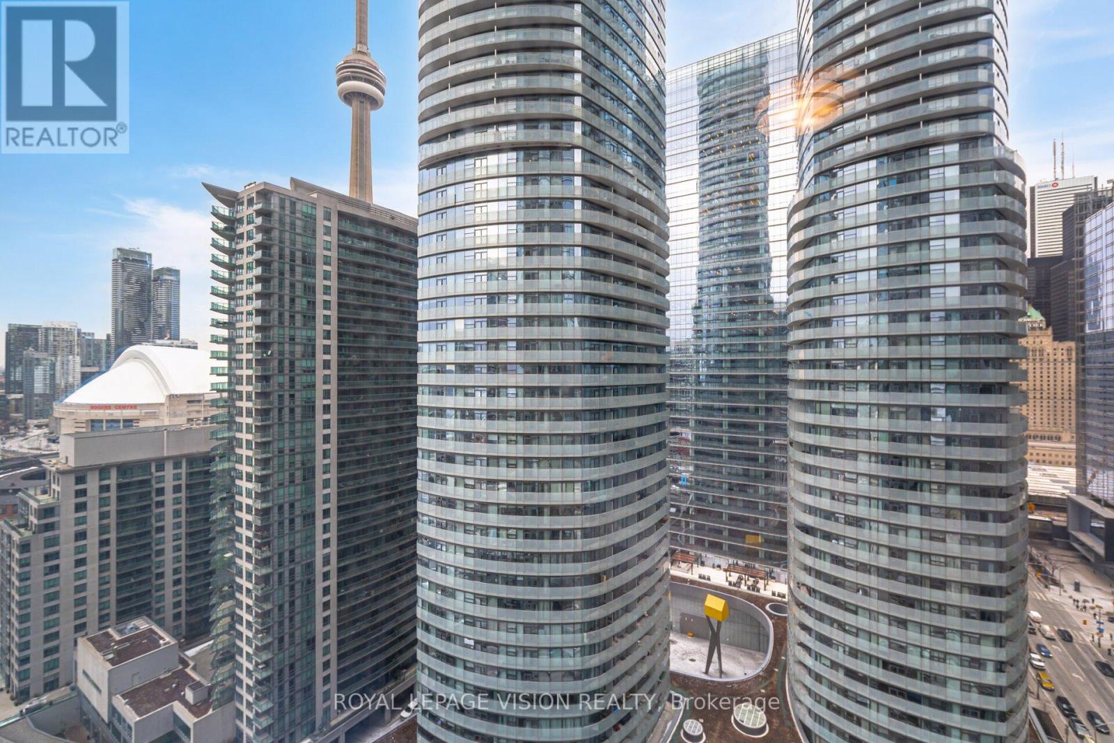 2401 - 10 York Street, Toronto, Ontario  M5J 0E1 - Photo 19 - C12116529
