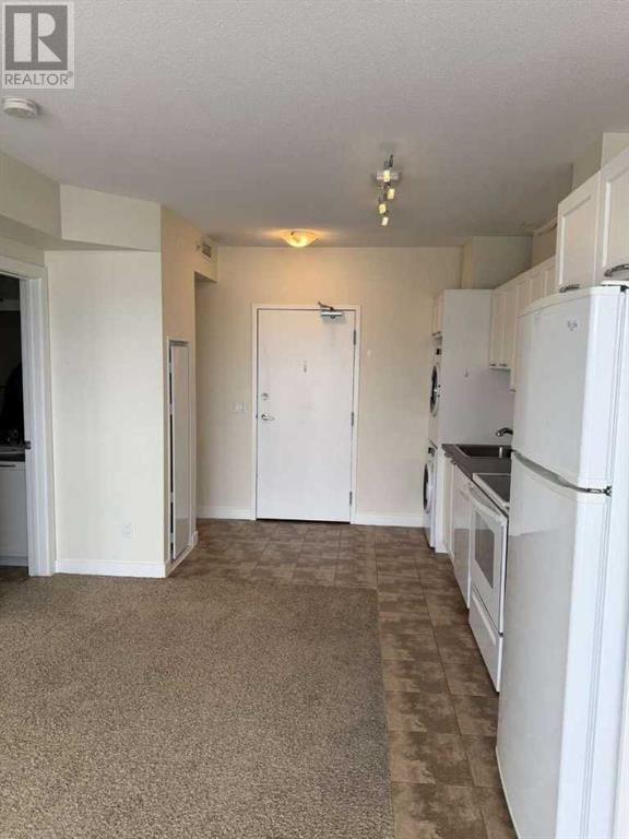 Property at 810, 3830 Brentwood Road NW image 2