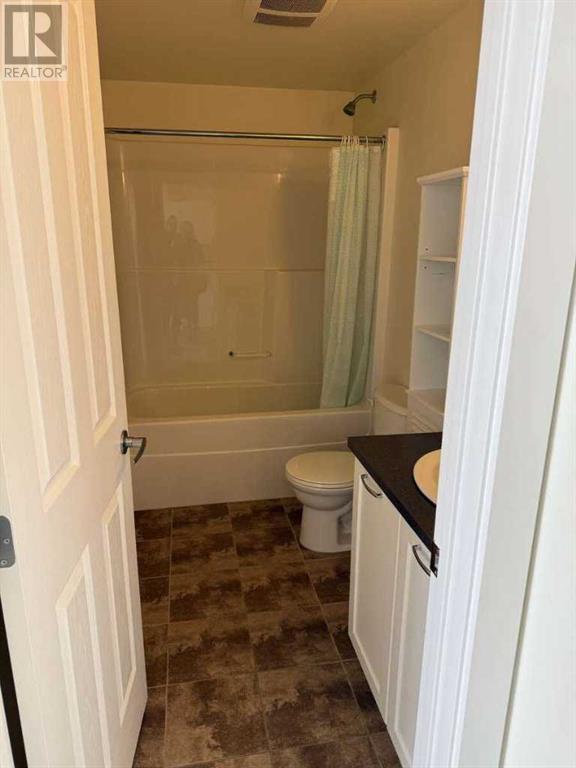Property at 810, 3830 Brentwood Road NW image 5