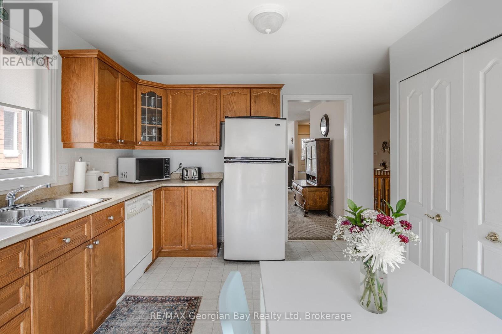 1085 Whitney Crescent, Midland, Ontario  L4R 5N2 - Photo 13 - S12116760