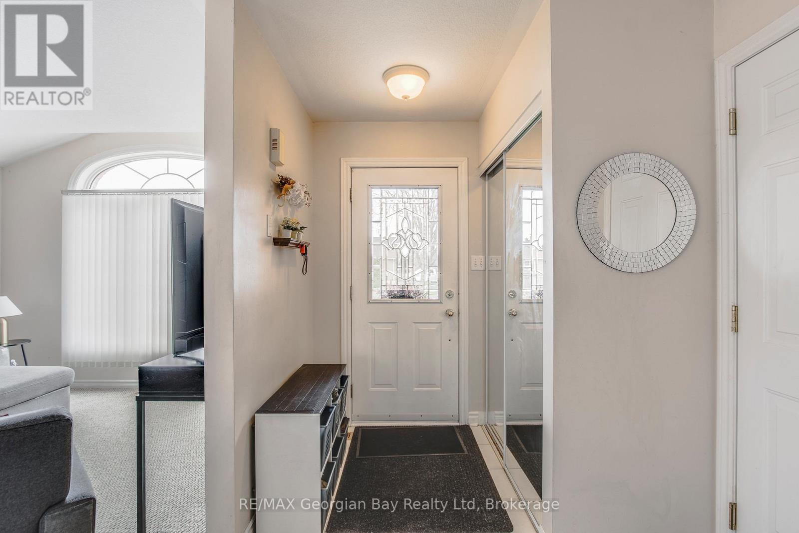 1085 Whitney Crescent, Midland, Ontario  L4R 5N2 - Photo 3 - S12116760