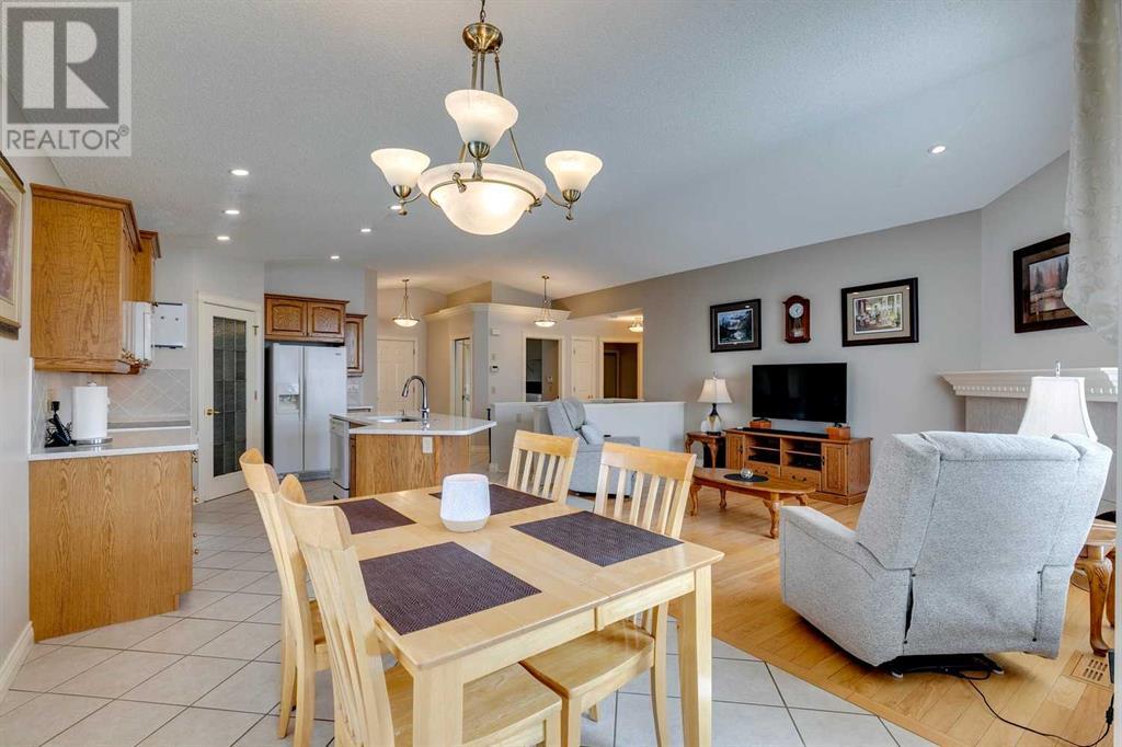 111 Cove Crescent, Chestermere, Alberta  T1X 1J5 - Photo 18 - A2215573