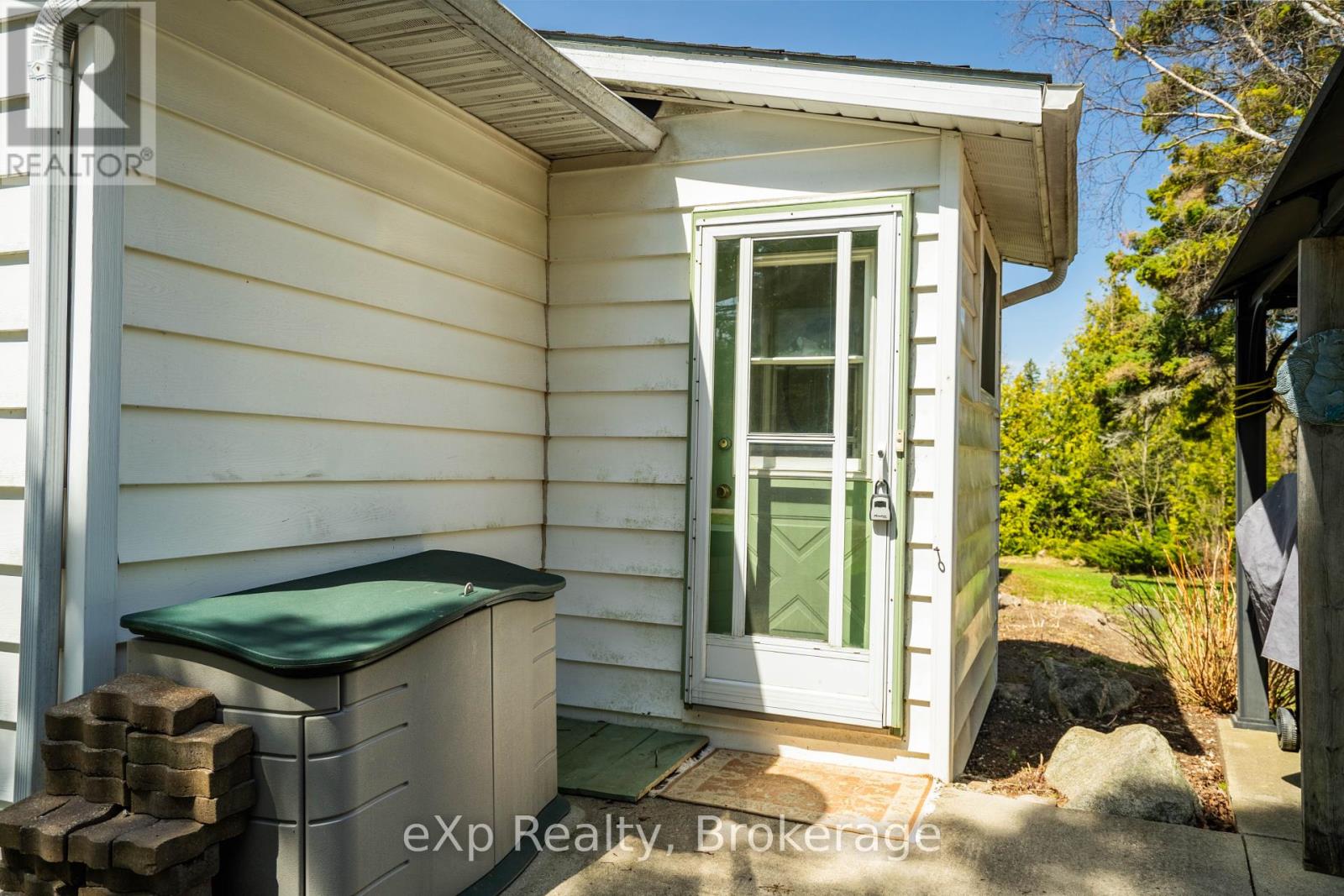 32 Baywatch Drive, Northern Bruce Peninsula, Ontario  N0H 2T0 - Photo 21 - X12116693