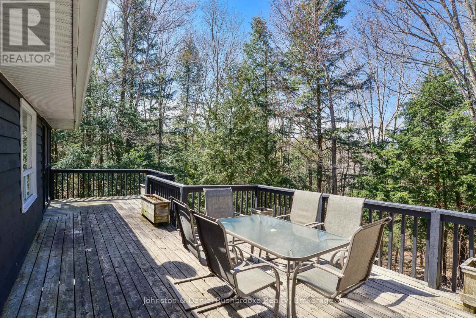 26 Woodland Drive, Seguin, Ontario  P0C 1J0 - Photo 27 - X12116700