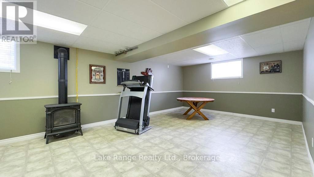 540 Attawandaron Road, Huron-Kinloss, Ontario  N2Z 2X3 - Photo 24 - X12116708