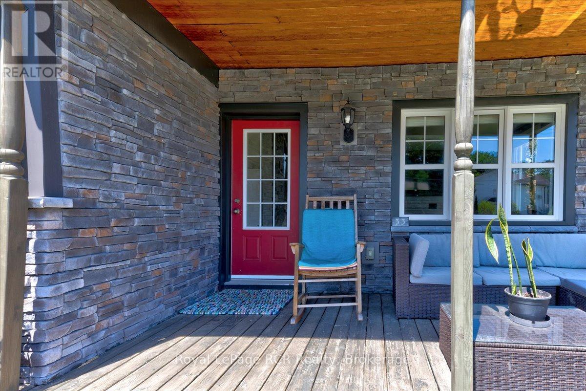 33 Mill Street, Minto, Ontario  N0G 1Z0 - Photo 6 - X12116741