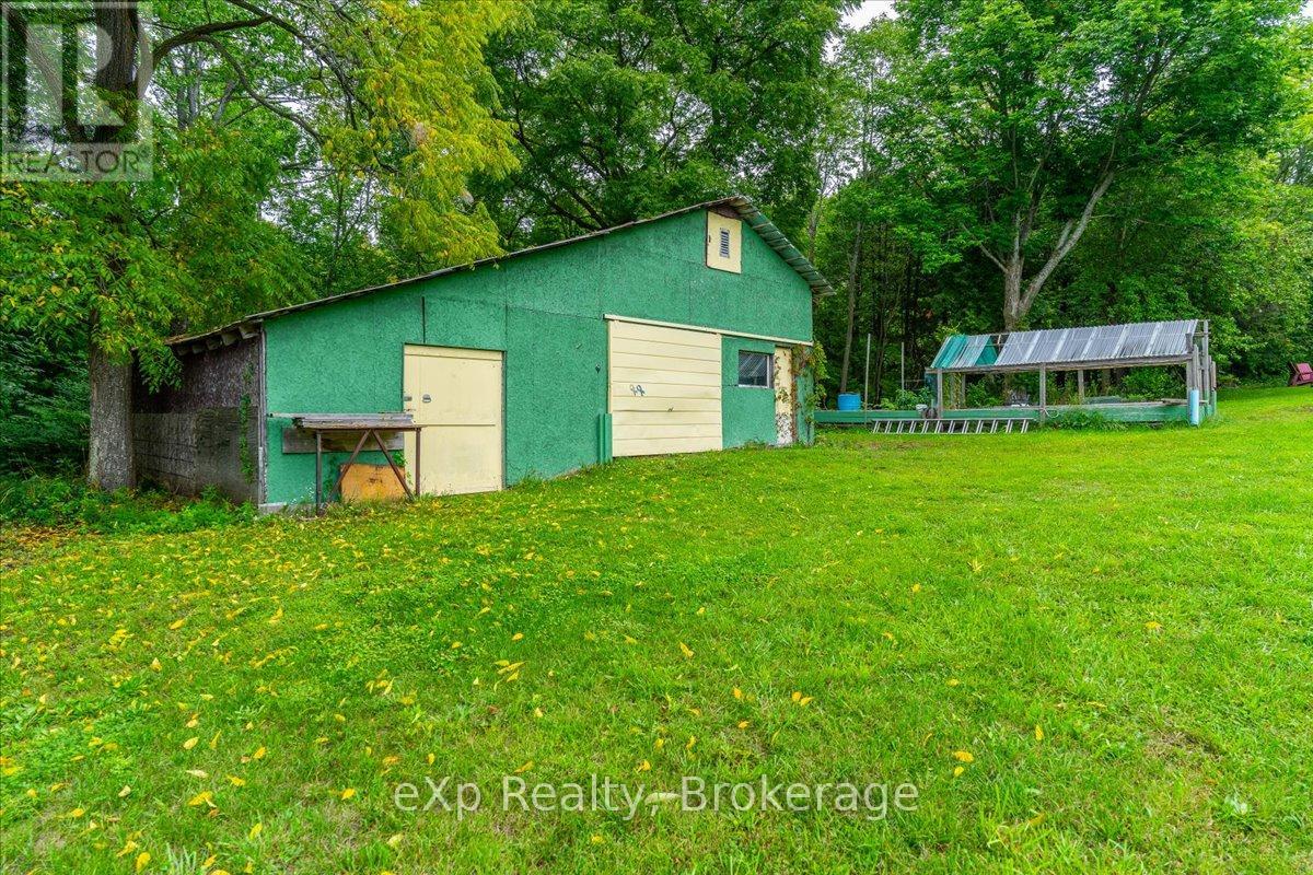 126 Old Mill Road, Georgian Bluffs, Ontario  N0H 2T0 - Photo 38 - X12116763