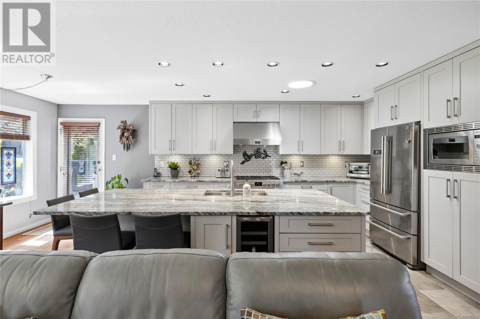 7955 Southwind Dr, Lantzville, British Columbia  V0R 2H0 - Photo 32 - 997078