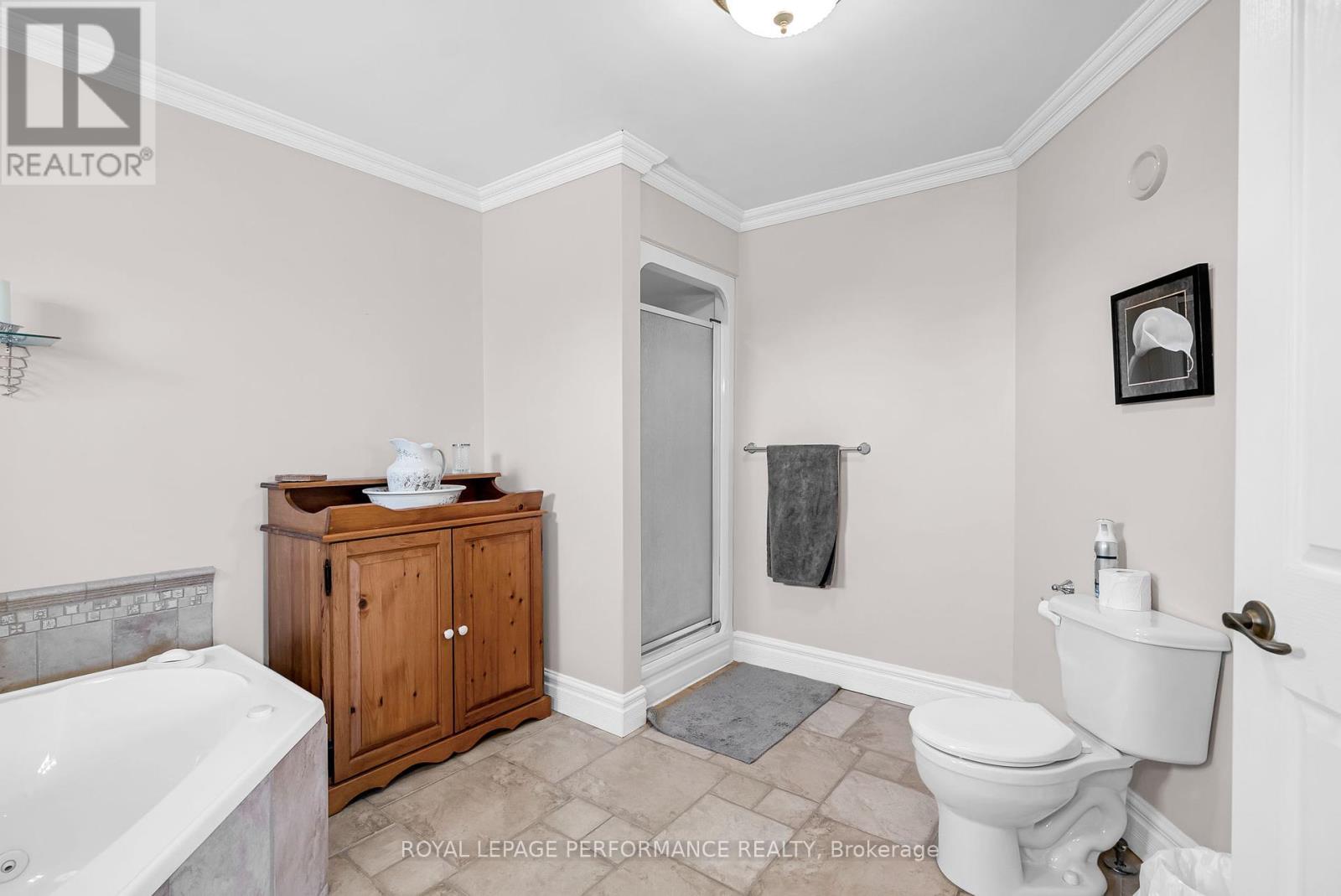 19051 County 18 Road, South Glengarry, Ontario  K0C 1S0 - Photo 36 - X12116782