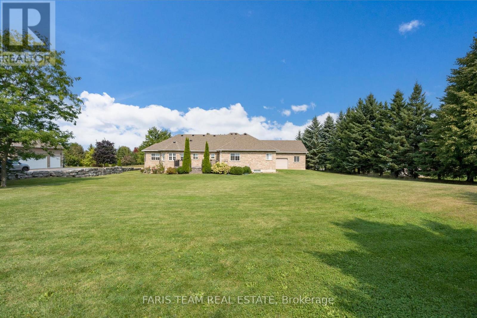 39 Vanderpost Crescent, Essa, Ontario  L0L 2N0 - Photo 26 - N12116509