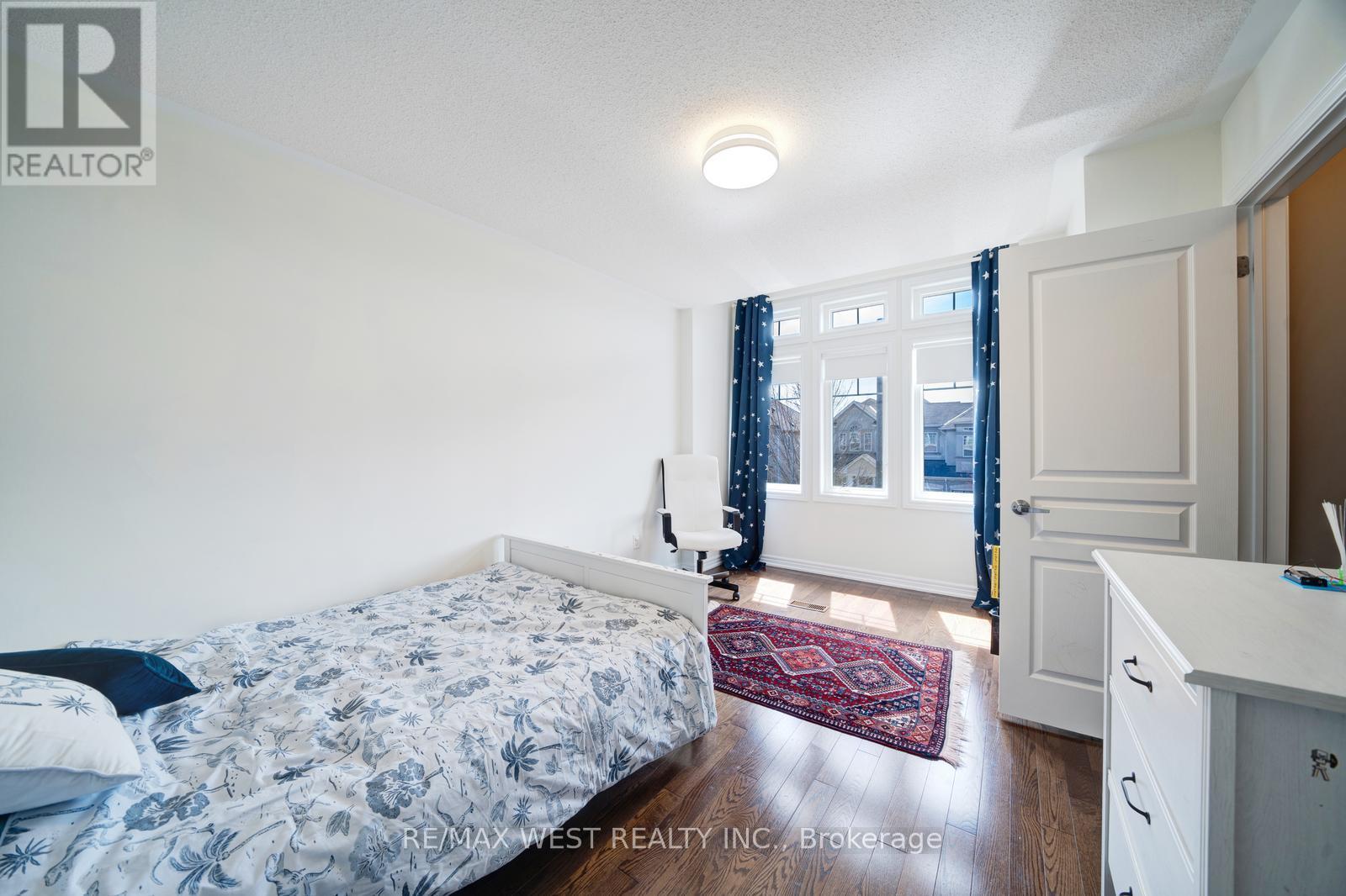 26 Thistle Avenue, Richmond Hill, Ontario  L4E 0B6 - Photo 30 - N12116571