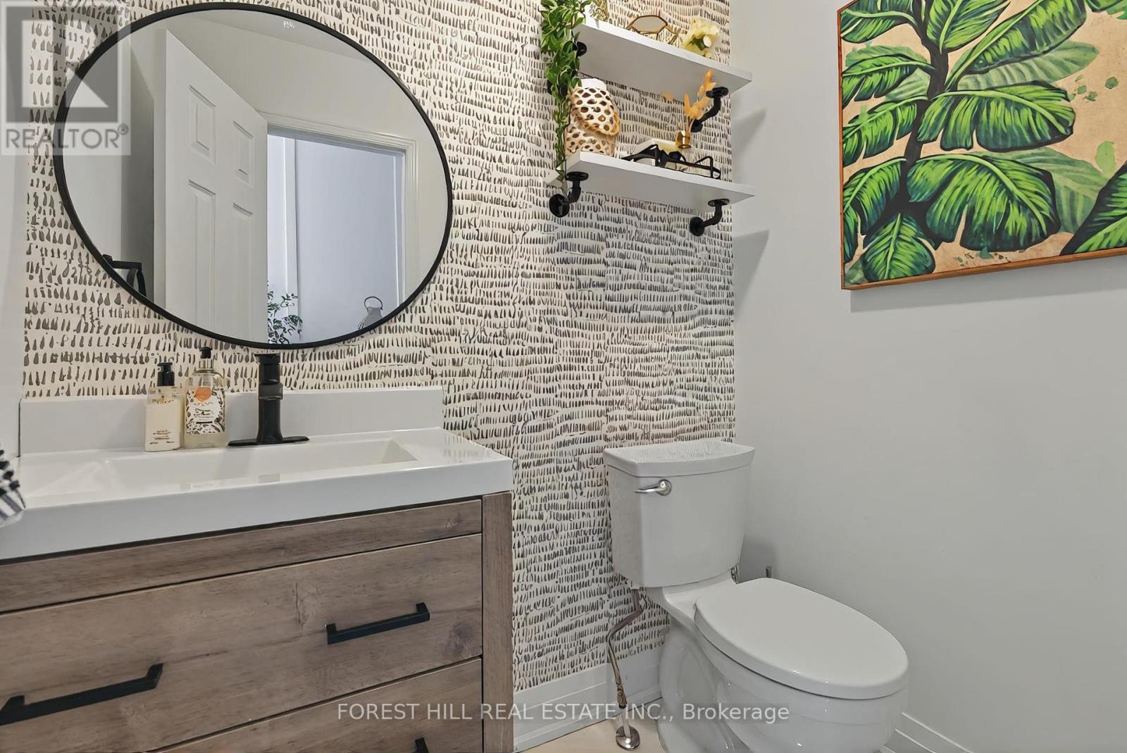 7 London Pride Drive, Richmond Hill, Ontario  L4E 0X3 - Photo 5 - N12116668