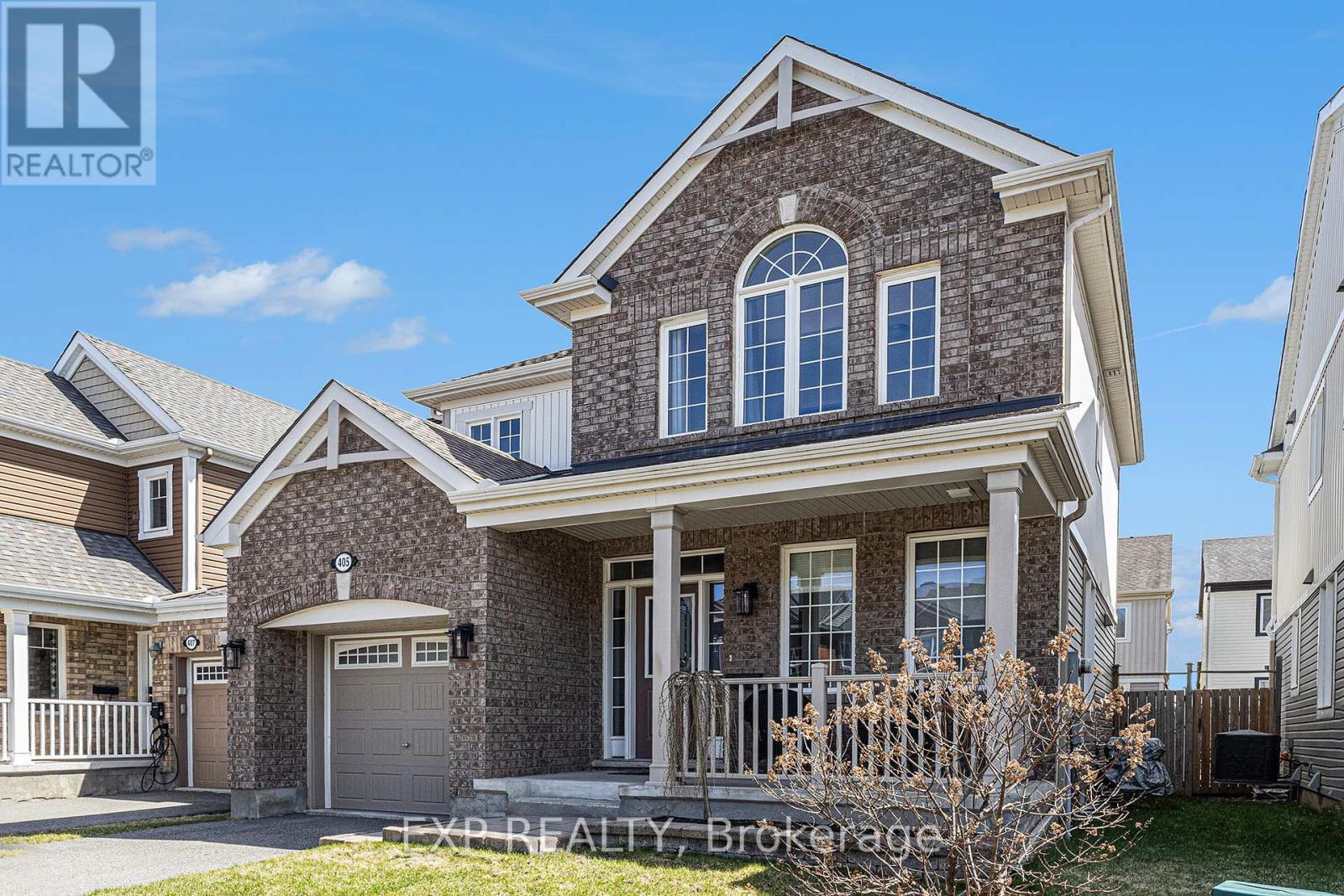 Property at 405 MEADOWHAWK CRESCENT image 3