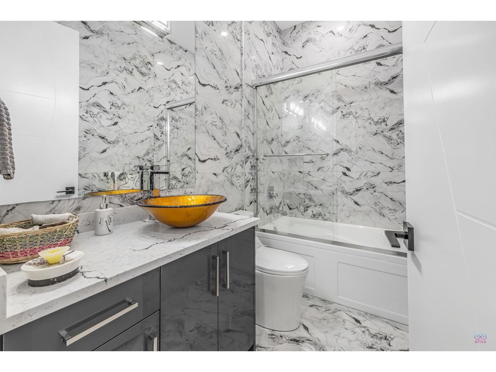11051 131a Street, Surrey, British Columbia  V3T 3S1 - Photo 10 - R2996113