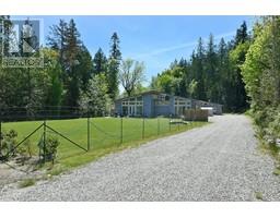 5961-5963 RIPPLE WAY, Sechelt, British Columbia