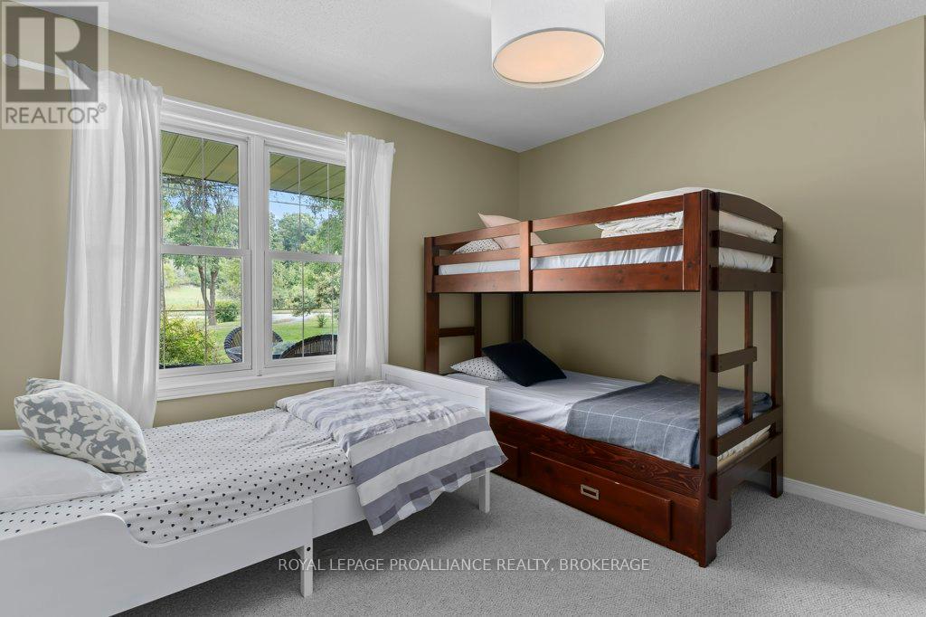 873 North Shore Road, Frontenac Islands, Ontario  K7G 2V6 - Photo 31 - X12116840