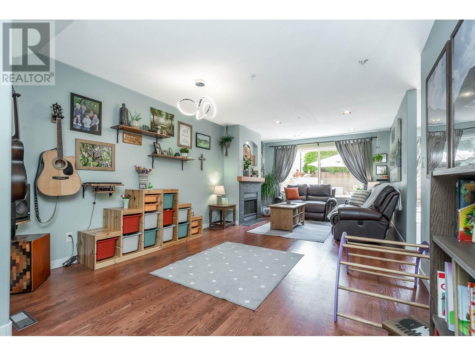 16 1370 Riverwood Gate, Port Coquitlam, British Columbia  V3B 7V7 - Photo 6 - R2996158