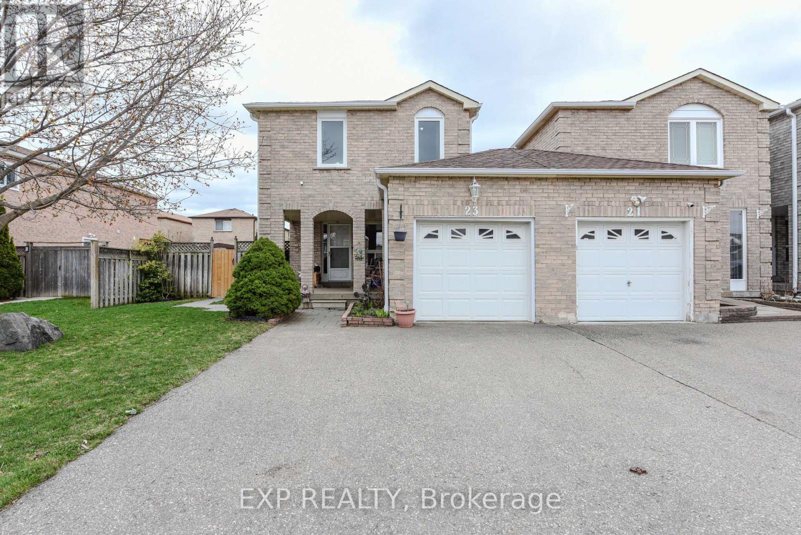 23 Sandmere Avenue, Brampton, Ontario  L6Z 4B5 - Photo 1 - W12116629