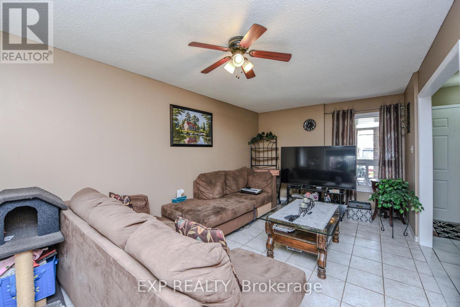 23 Sandmere Avenue, Brampton, Ontario  L6Z 4B5 - Photo 6 - W12116629