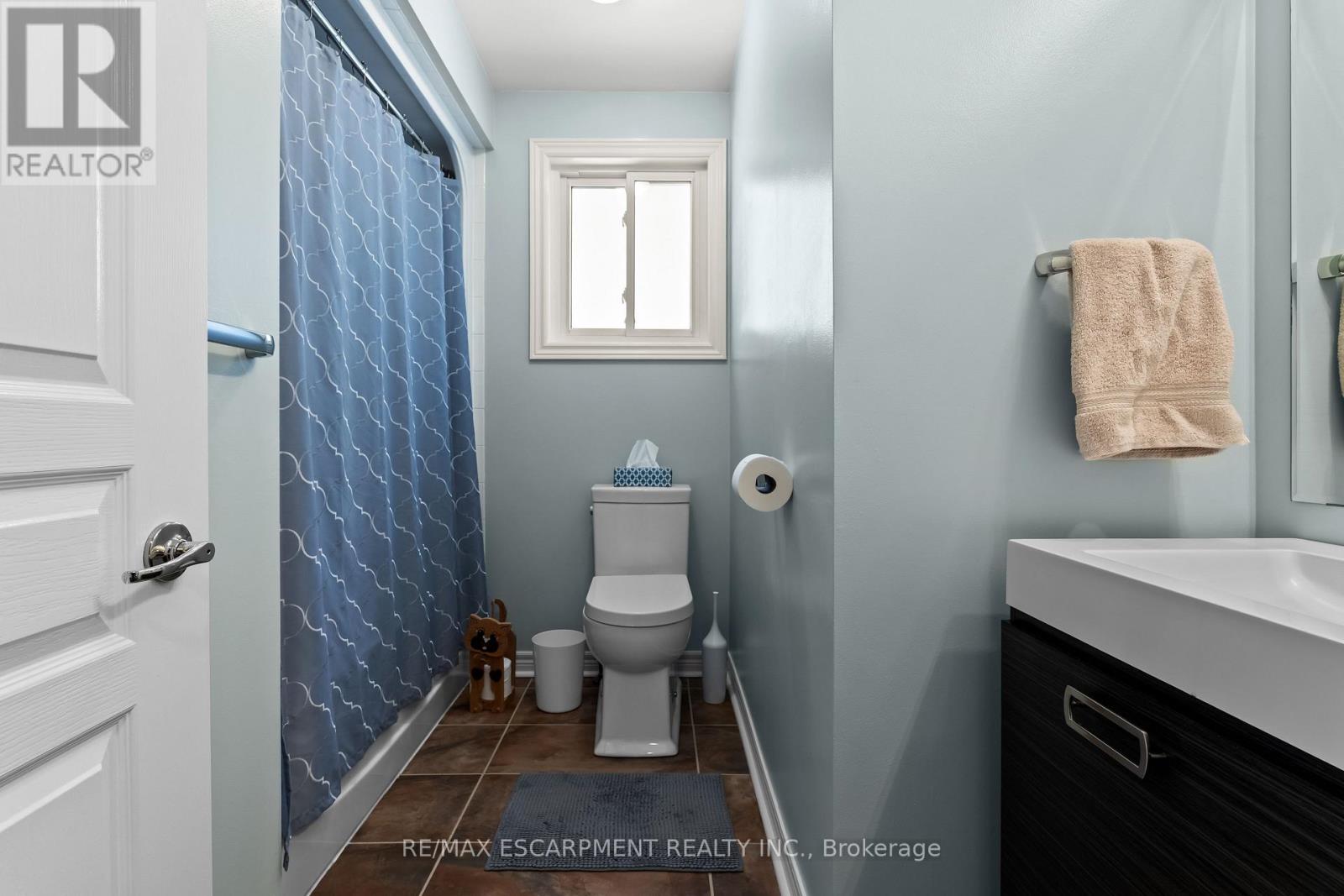 321 Beckett Crescent, Pelham, Ontario  L0S 1E4 - Photo 26 - X12065595