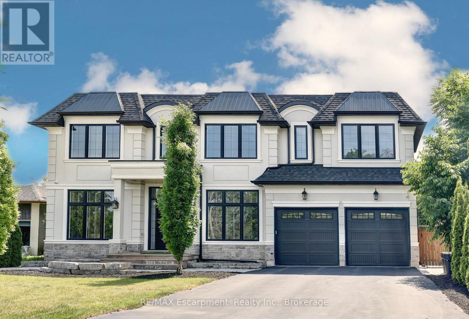 Property at 402 TENNYSON DRIVE image 1