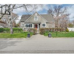 38 CHISHOLM STREET, Oakville, Ontario