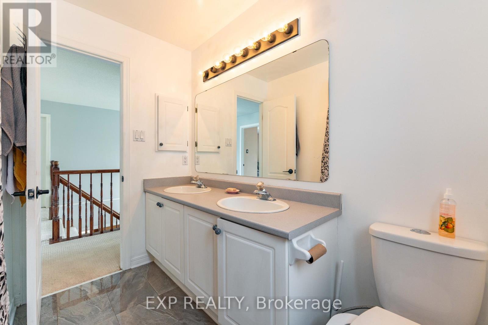 15 Mayford Avenue, Ottawa, Ontario  K2G 6A7 - Photo 34 - X12116848