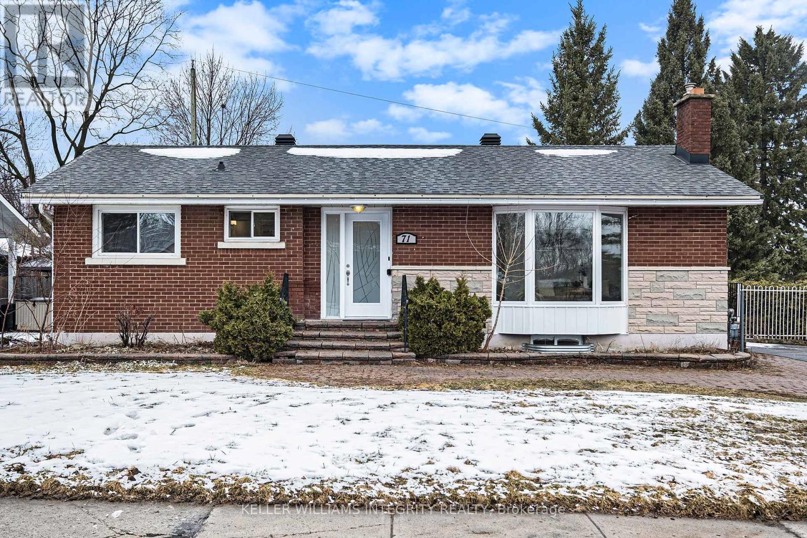 Property at 71 MAJESTIC DRIVE N image 1